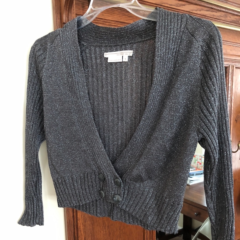 Cropped 3/4 Sleeve sweater